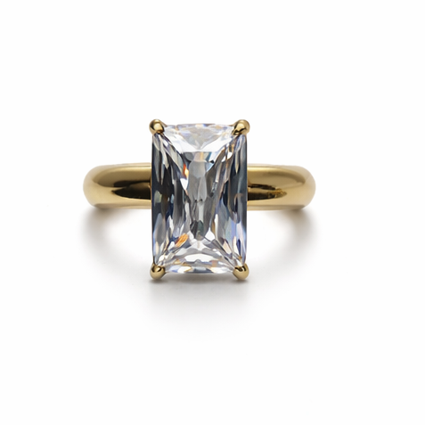 Eleganter Goldring mit 5-Karat Zirkonia