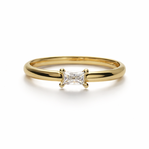 Edler 925 Sterlingsilber Ring mit 24k Vergoldung und Zirkoniastein
