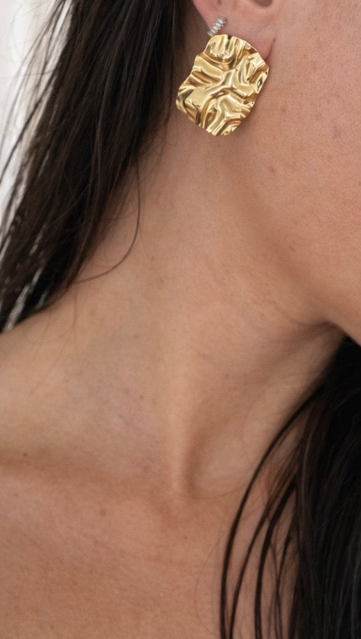 Ohrstecker skulpturiert – 18K vergoldet