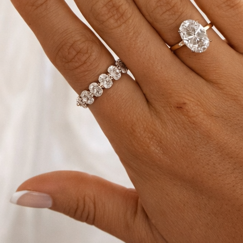 Sterling Silber Ring mit großen ovalen Zirkonia