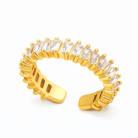 Luxuriöser Goldring mit Zirkonia