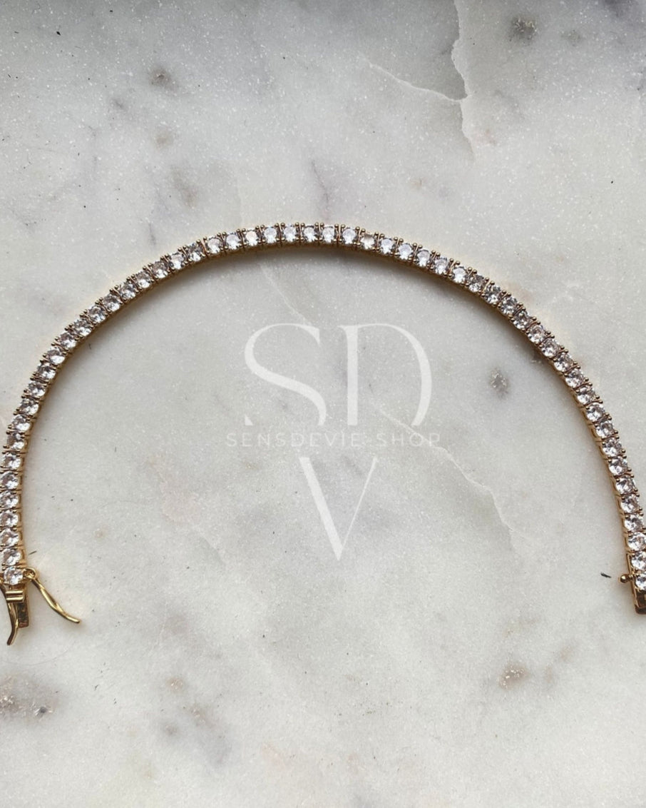 Elegantes Goldarmband mit funkelnden Zirkoniasteinen