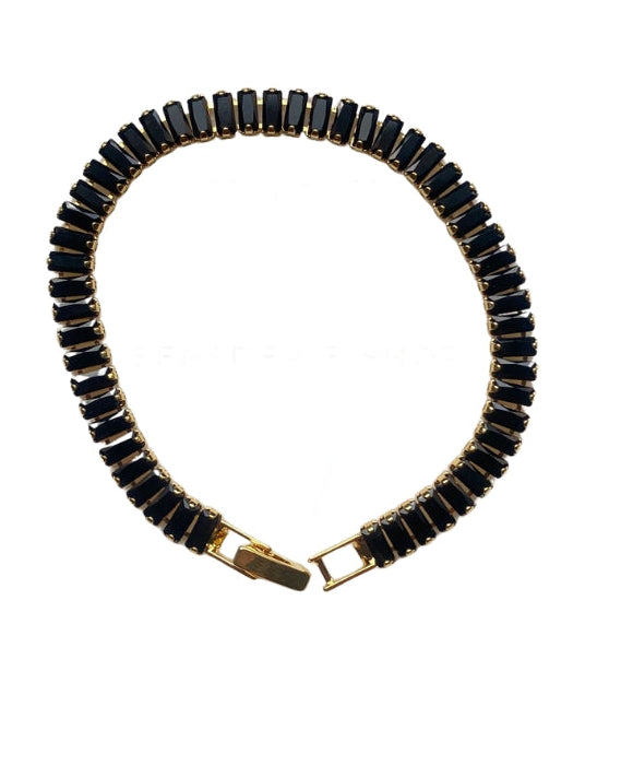 Elegantes Tennisarmband mit Zirkoniasteinen