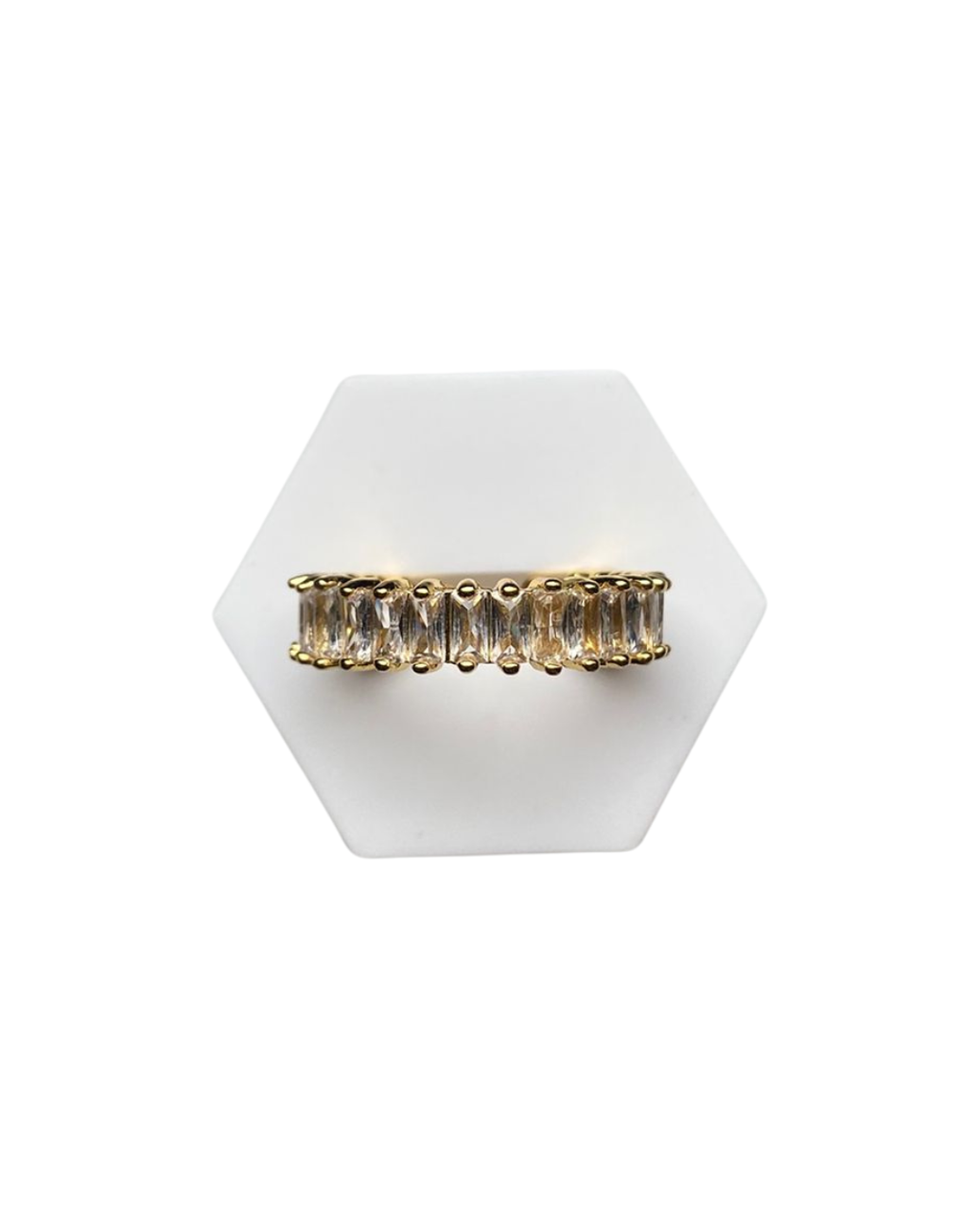 Luxuriöser Goldring mit Zirkonia