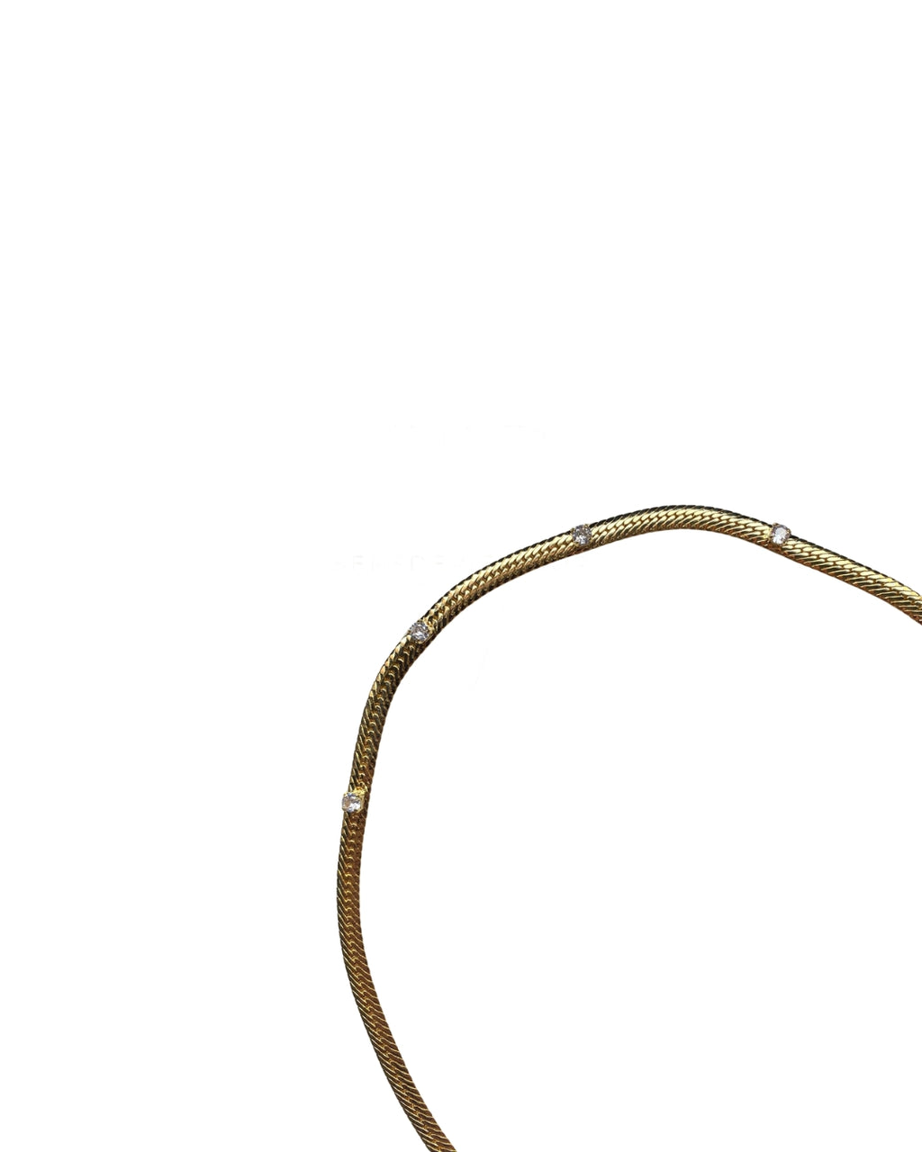 Elegante Goldkette mit funkelnden Zirkoniasteinen