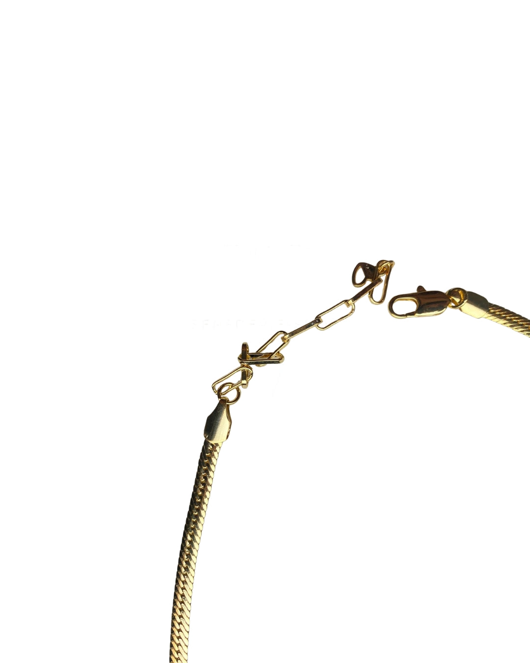 Elegante Goldkette mit funkelnden Zirkoniasteinen
