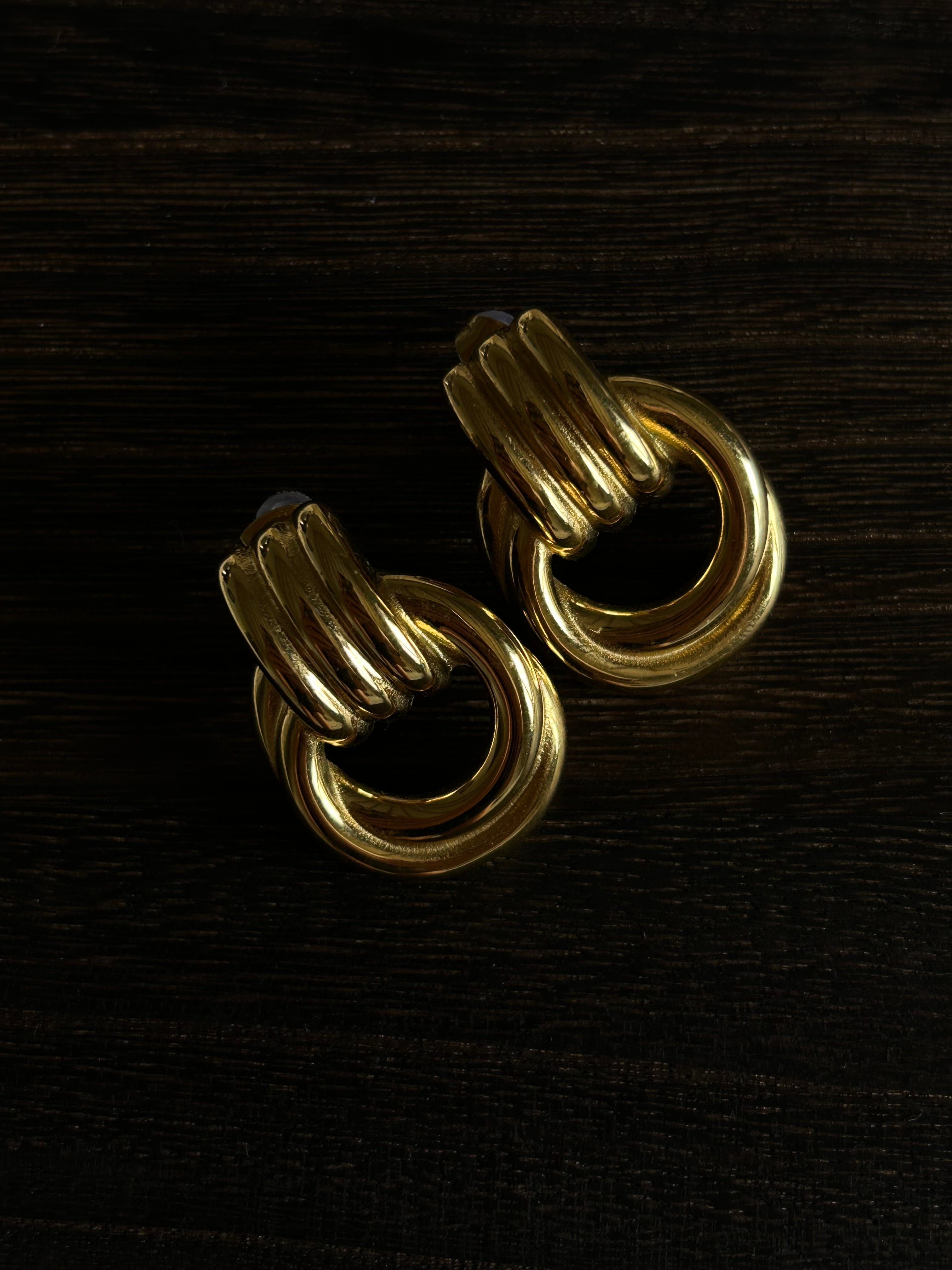 Luxuriöse Statement Ohrringe