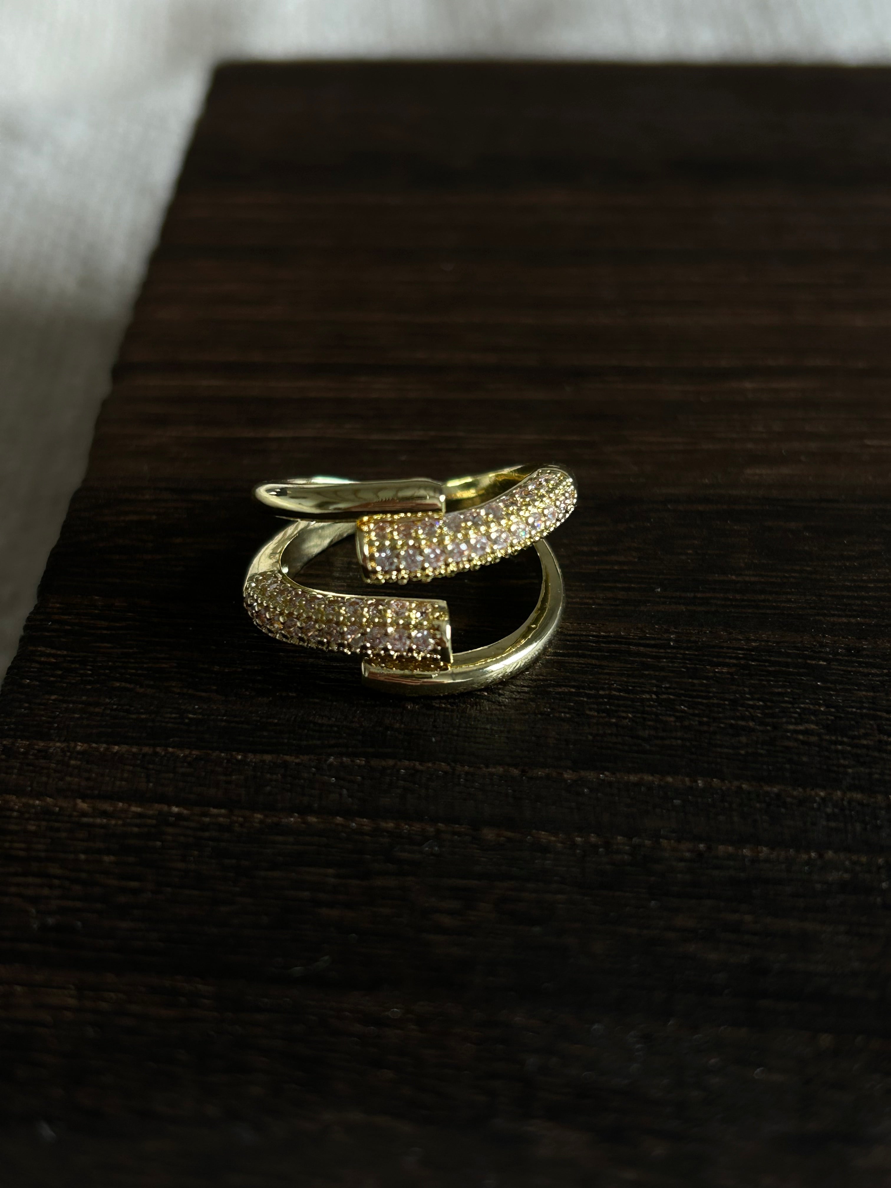 Mehrlagiger 18K vergoldeter Statement-Ring