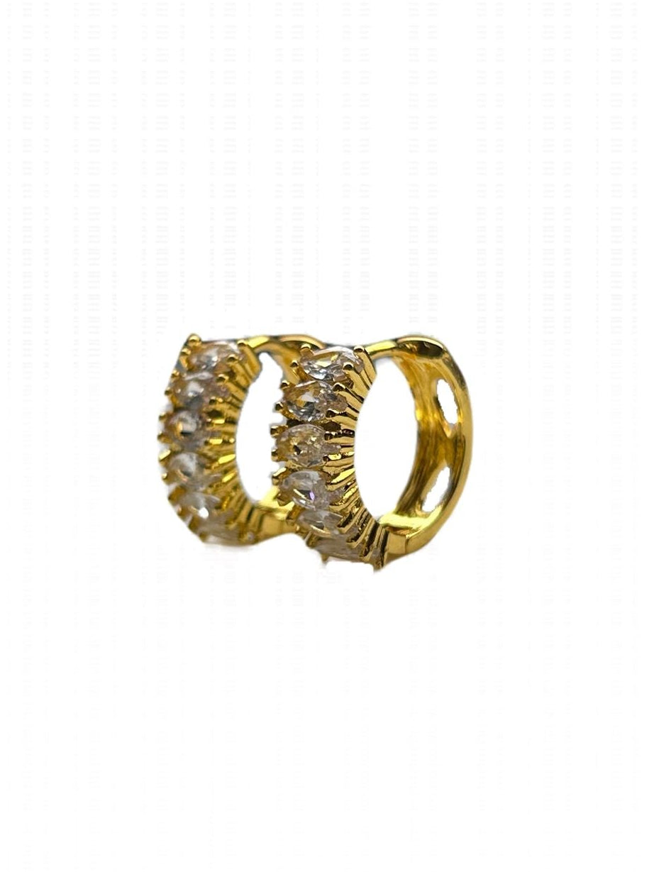 Goldene Creolen mit Zirkoniabesatz